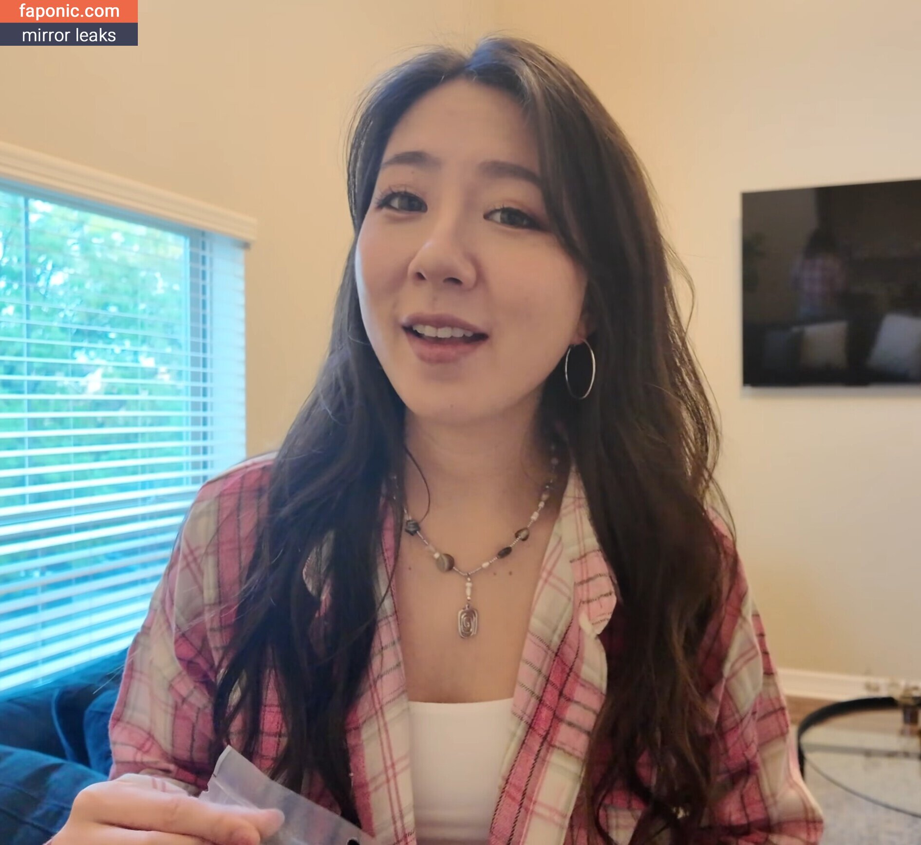 Fuslie, Leslie Leaks Nues  Photo #917
