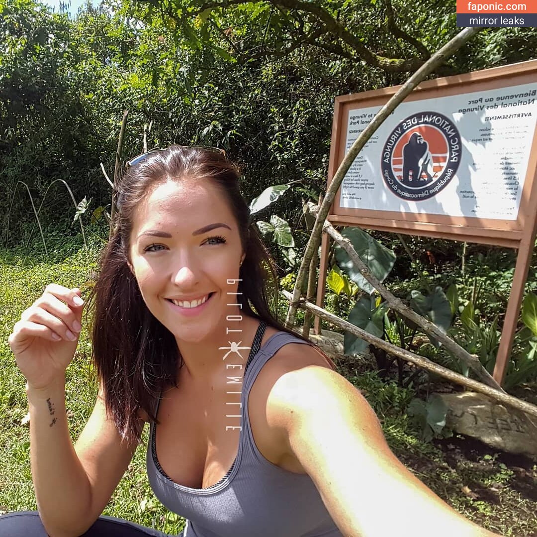 https:, iampilotemilie, pilotemilie Leaks Nues  Photo #5