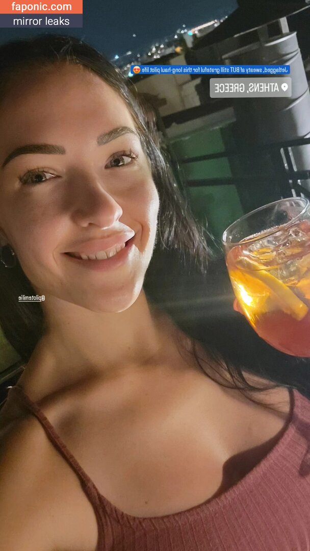 https:, iampilotemilie, pilotemilie Leaks Nues  Photo #25