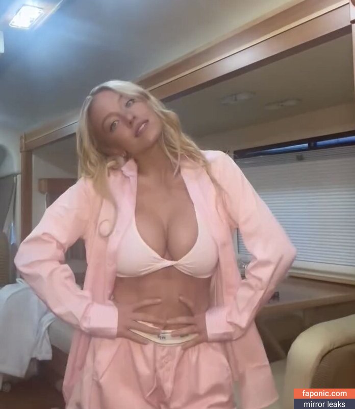 Sydney Sweeney, gal_gadot, sydney_sweeney Leaks Nues OnlyFans Photo #91