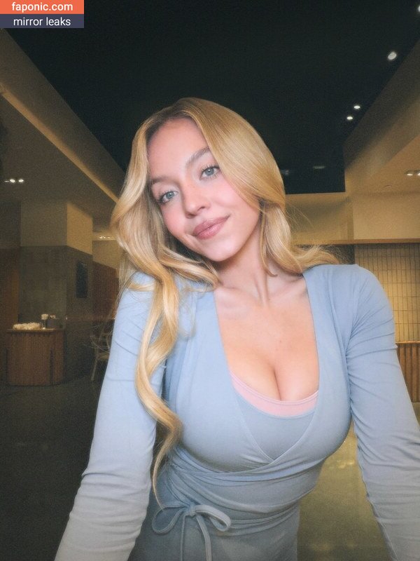Sydney Sweeney, gal_gadot, https:, sydney_sweeney Leaks Nues OnlyFans Photo #178