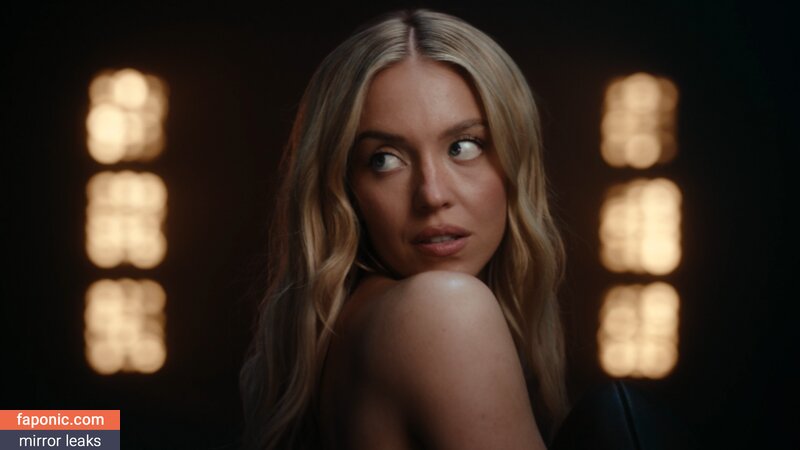 Sydney Sweeney, gal_gadot, https:, sydney_sweeney Leaks Nues OnlyFans Photo #422