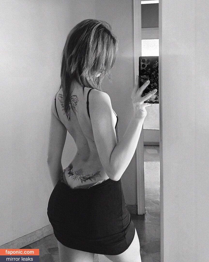 Lucrelisa Leaks Nues Patreon Photo #5