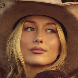 Heloise Hut