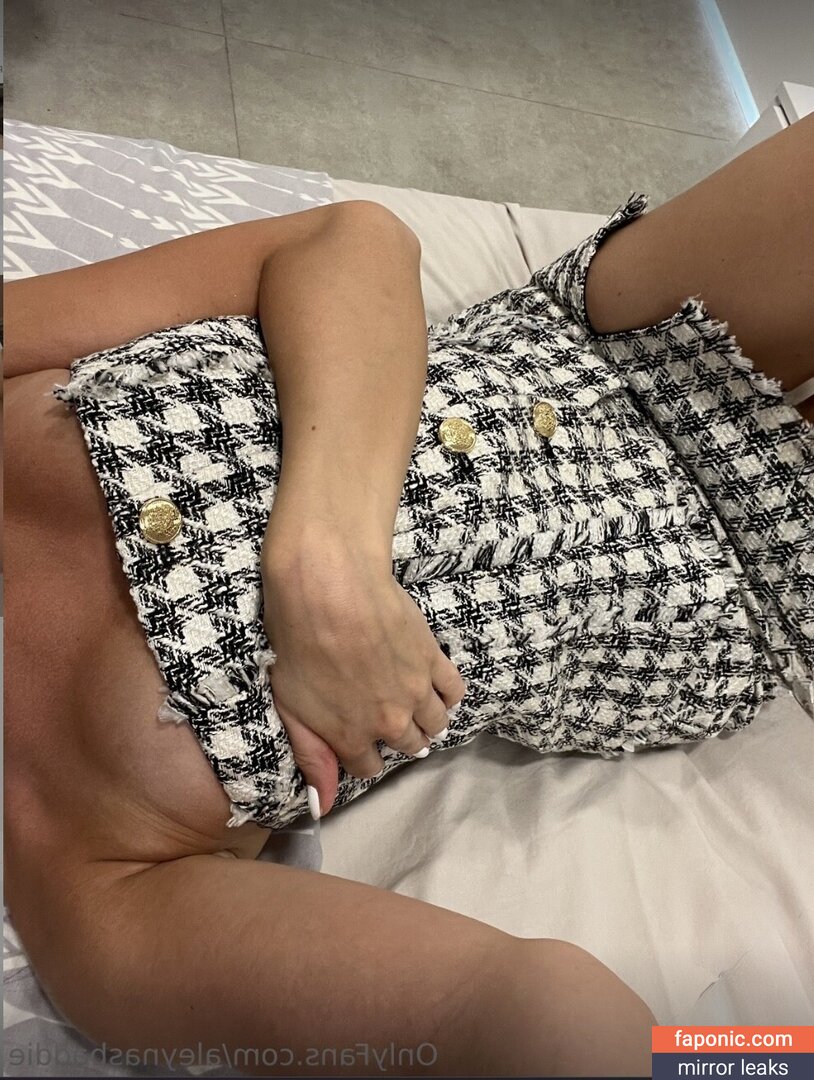Aleynabaddie, aleynabaddiee, aleynasbaddie Leaks Nues OnlyFans Photo #109