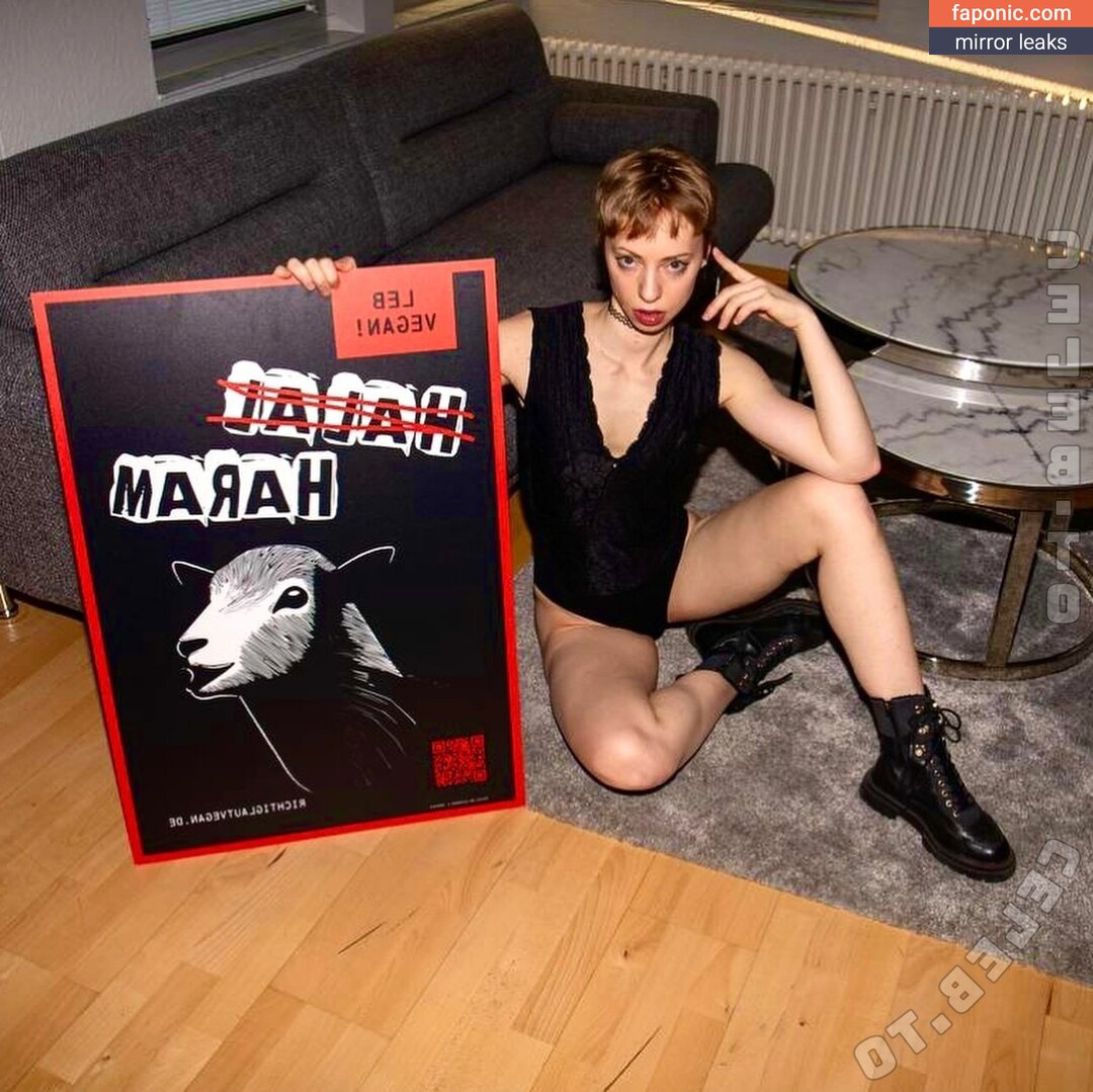 Die Militante Veganerin, Die Wilde Veganerin, diewildeveganerin Leaks Nues OnlyFans Photo #122