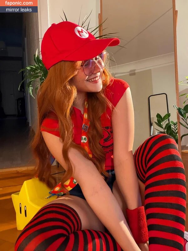 Neyrodesu, https:, neyro_desu Leaks Nues OnlyFans Photo #7