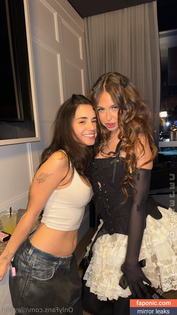 Riley Reid, RileyReidTikTok, hellorileyreid, rileyreidx3 Leaks Nues OnlyFans Photo #2655