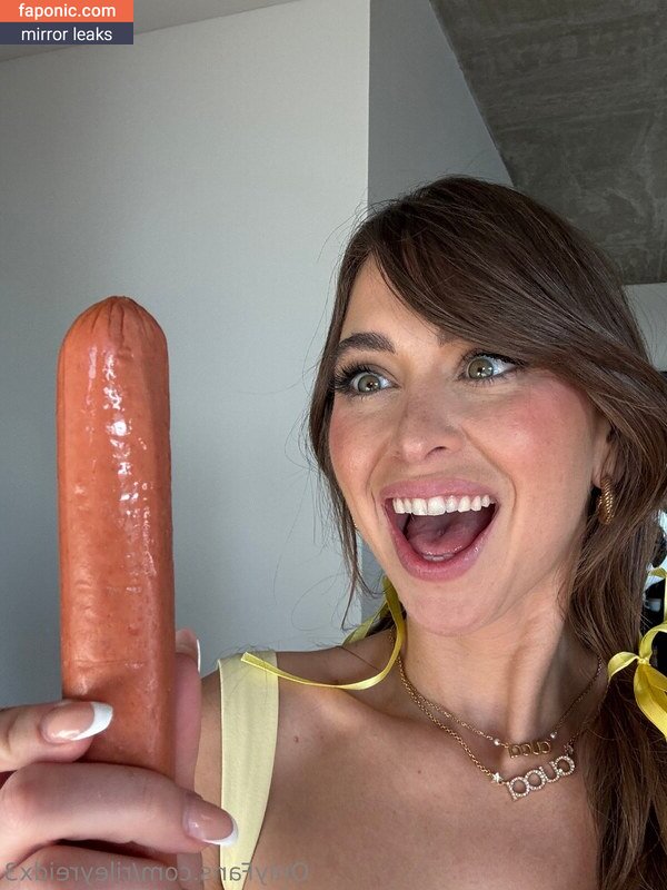 Riley Reid, RileyReidTikTok, hellorileyreid, rileyreidx3 Leaks Nues OnlyFans Photo #3081