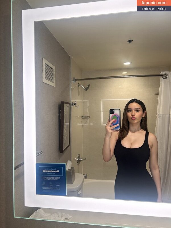 Simplyneidaa Leaks Nues  Photo #10