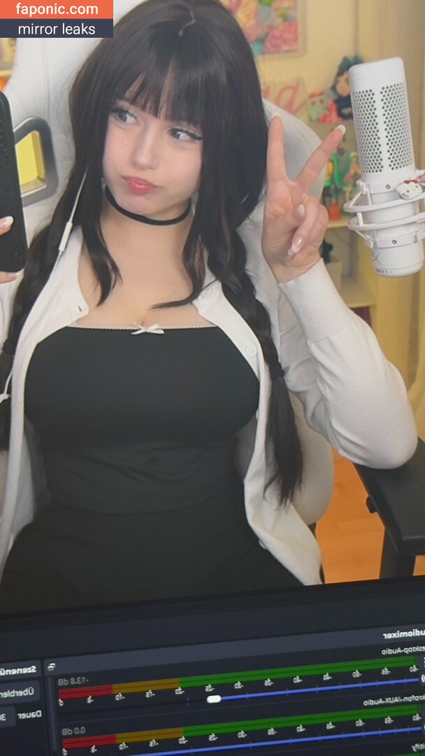 Upminaa Leaks Nues  Photo #67