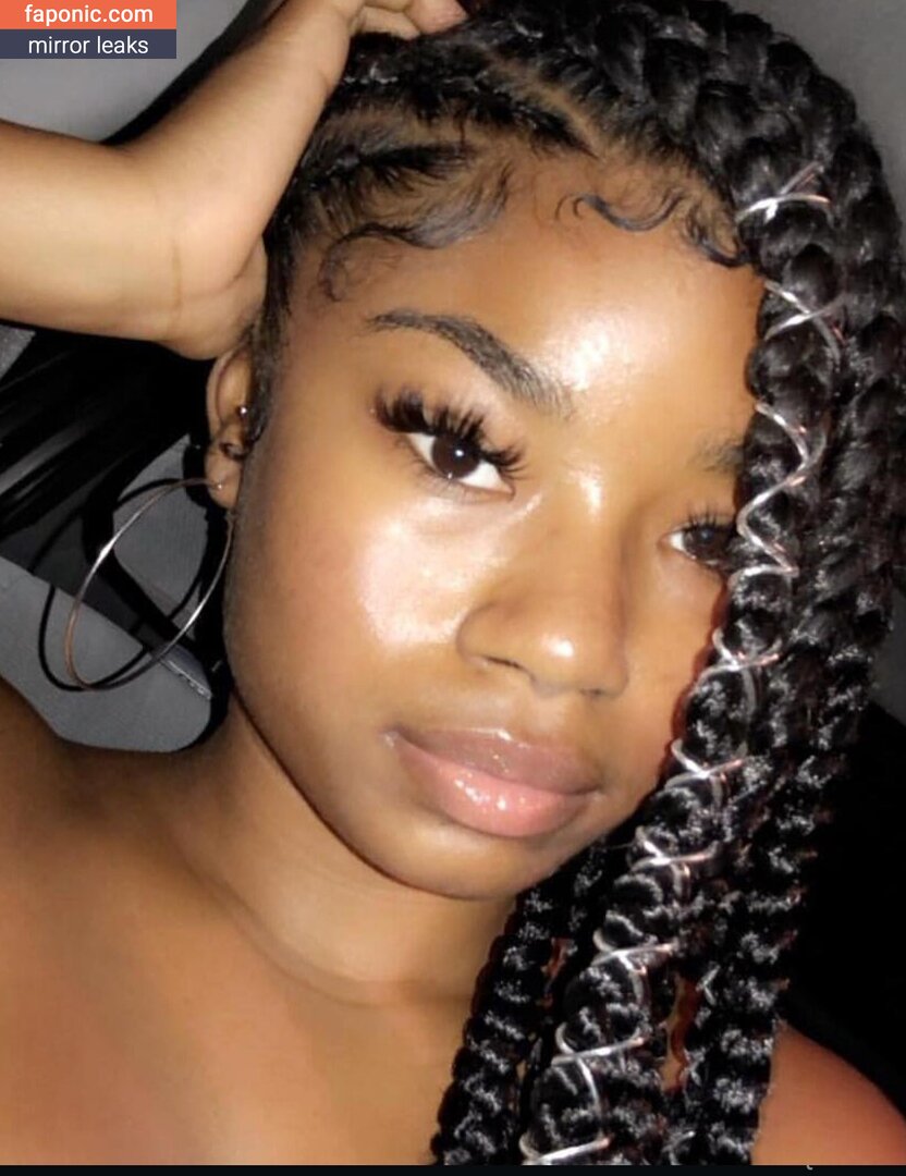 Kyylareneee, kurlykyy, kurrlyyy, kyylarenee Leaks Nues OnlyFans Photo #13