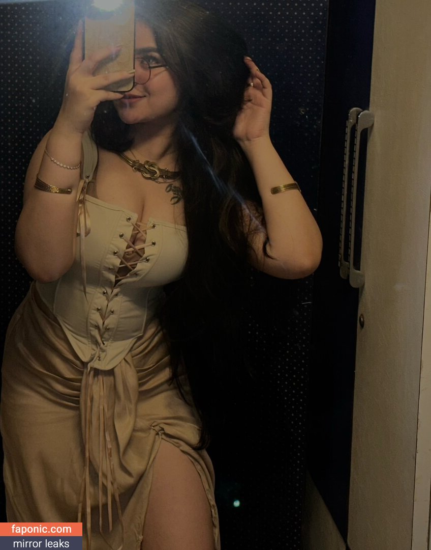 Aarohi Tirpude, aarohitirpude_ Leaks Nues  Photo #3
