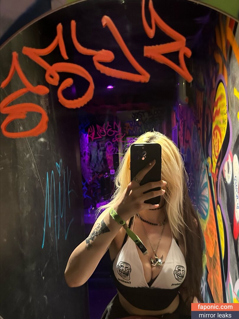 delusionalsh0ne