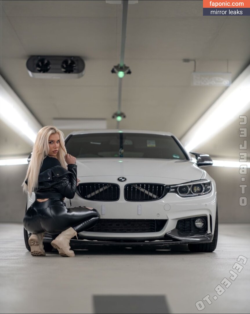 gamergirl_oakley