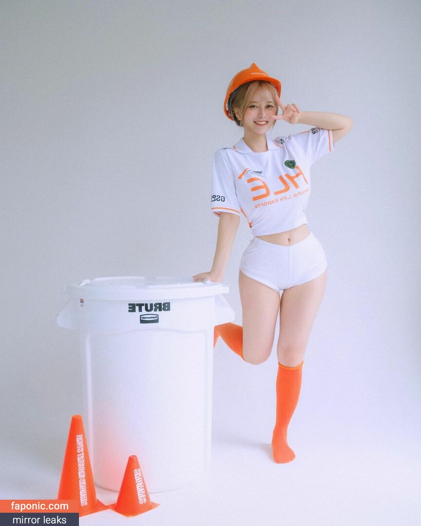 ZziZzi, zizzi_j, zzi_zzi._, 찌찌 Leaks Nues OnlyFans Photo #135